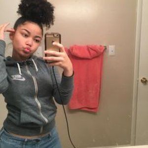 Meet your Posher, Becky